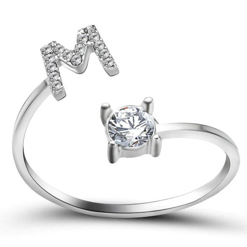 Personalisierter Initialen-Ring aus hochwertigem Edelstahl Buchstabe M